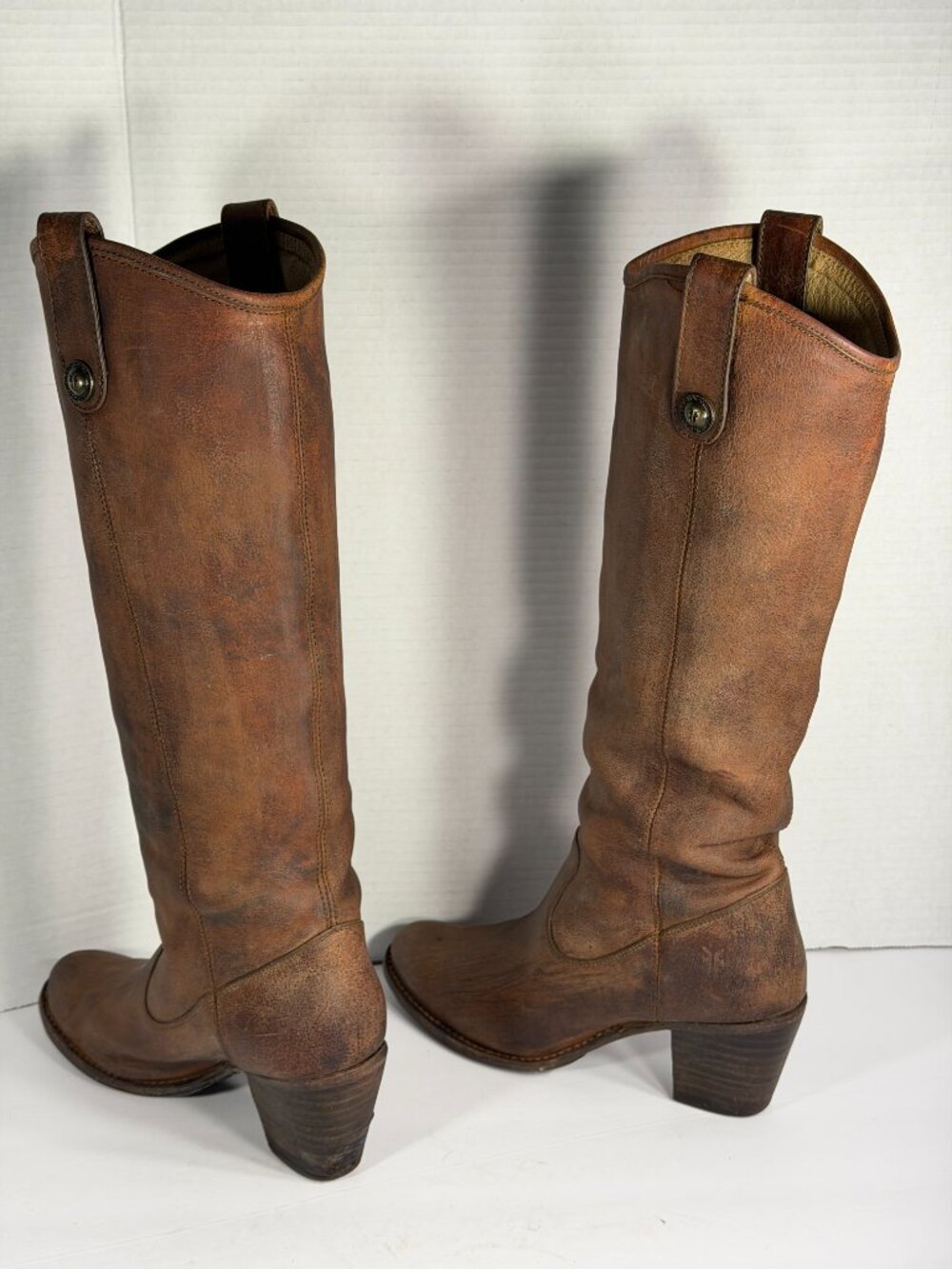 Frye Women's size 8 Jackie Button Leather Boots - Picture 16 of 16